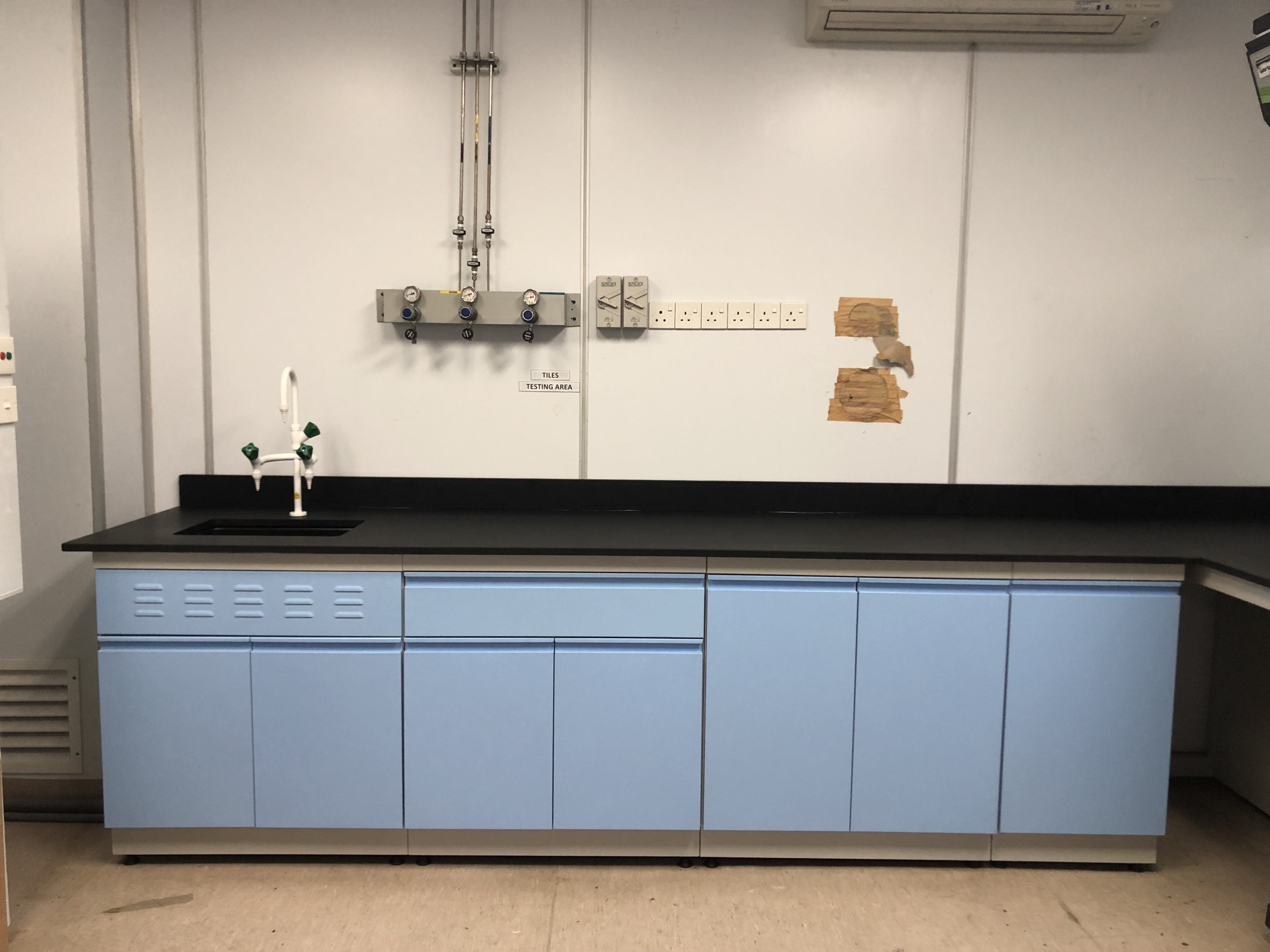 Laboratory Furniture - Image 2